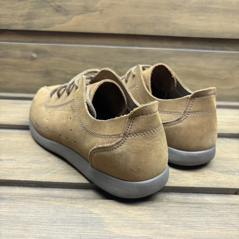CROCS Shoes Suede‎ Oxford Lace Up Tan Casual Walking Mens Sz 7